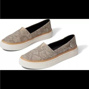 TOMS Parker Slip On Women's Shoes- Size 8